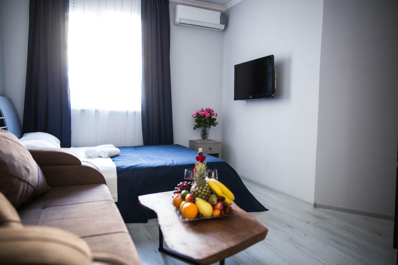 Central Apart-hotel Batumi Exterior foto